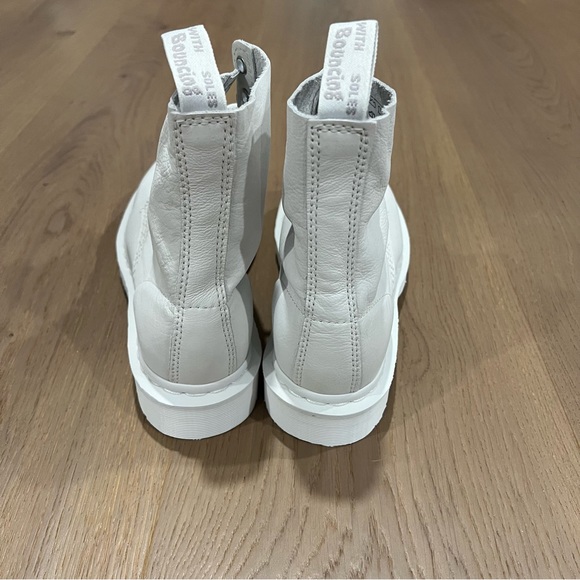NEW Dr. Martens 1460 Pascal Mono White Lace up Boots - Picture 10 of 12